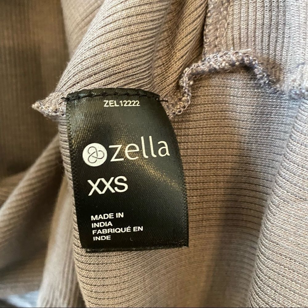 Zella-Lightweight Ribbed Knot Front Long Sleeve - Picture 7 of 8